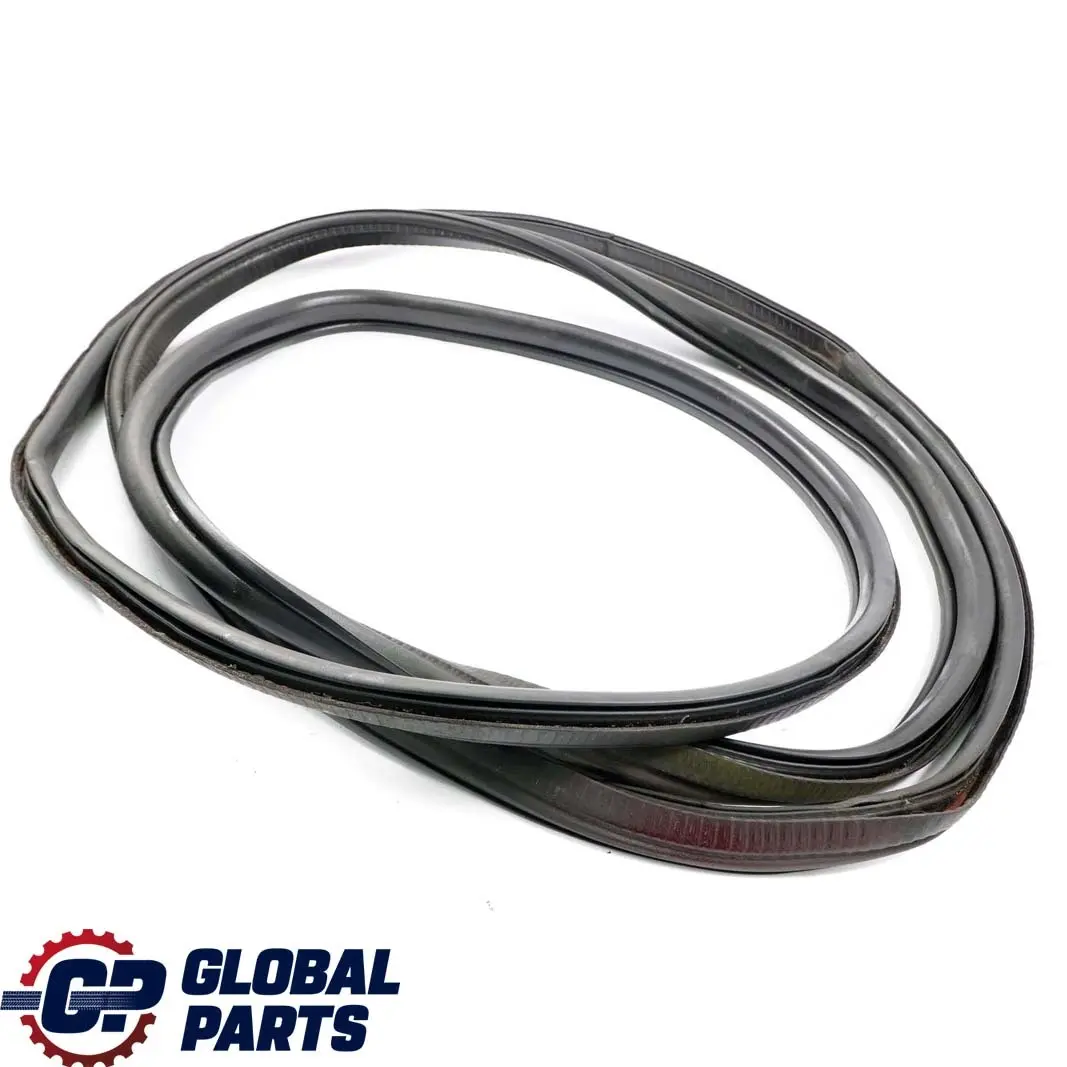 Mercedes-Benz Vito W639 Guarnizione portellone posteriore bagagliaio per con numero di parte A6397410580 Mercedes-Benz Vito W639 Guarnizione portellone posteriore bagagliaio - SKU A6397410580 - Numero di parte A6397410580