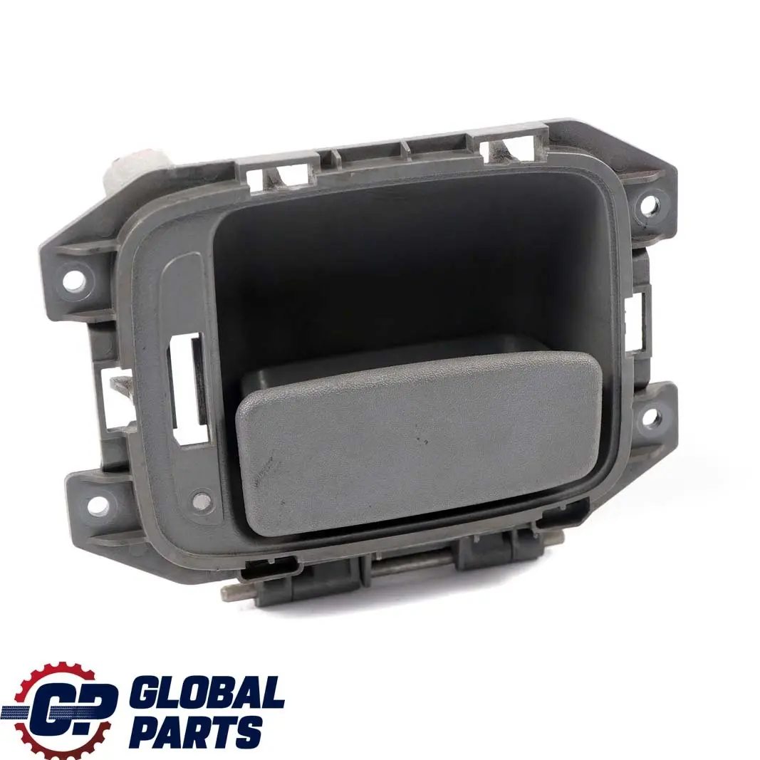  Mercedes-Benz Vito Viano W639 Hayon Coffre Poignee Interieur - SKU A6397600161 - Numéro de pièce A6397600161