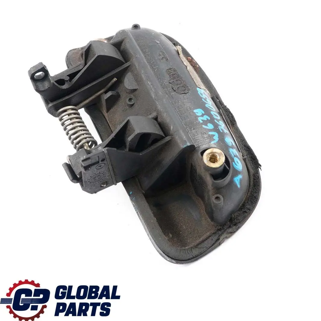 Boot Release Outer Exterior Handle para Mercedes Vito W639 Tailgate con número de pieza A6397600659 Mercedes Vito W639 Tailgate Boot Release Outer Exterior Handle - SKU A6397600659 - Número de pieza A6397600659