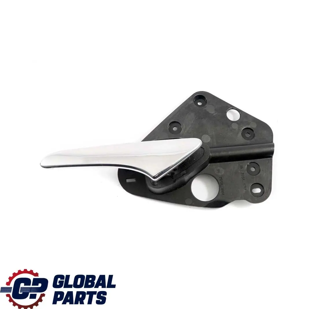 Asidero interior delantero izquierdo para Mercedes Vito Viano W639 con número de pieza A6397600961 Mercedes Vito Viano W639 Asidero interior delantero izquierdo - SKU A6397600961 - Número de pieza A6397600961