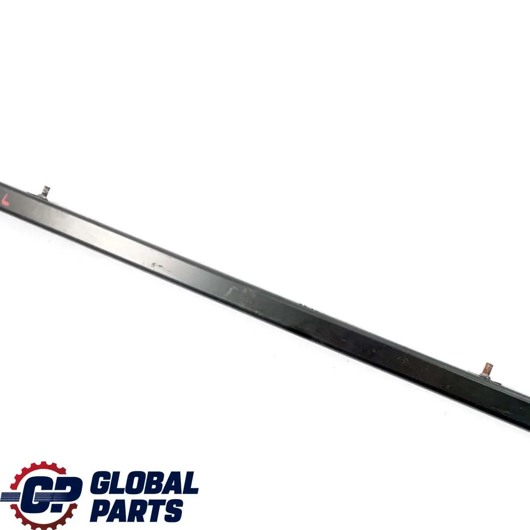 Mercedes-Benz Vito Viano W639 Porte Coulissante Haut Rail A Gauche pour à propos du numéro de pièce A6397660037 Mercedes-Benz Vito Viano W639 Porte Coulissante Haut Rail A Gauche - SKU A6397660037 - Numéro de pièce A6397660037