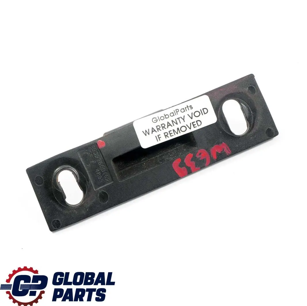 Mercedes W639 Porta scorrevole superiore inferiore Piastra guida - SKU A6397660162 - Numero di parte A6397660162
