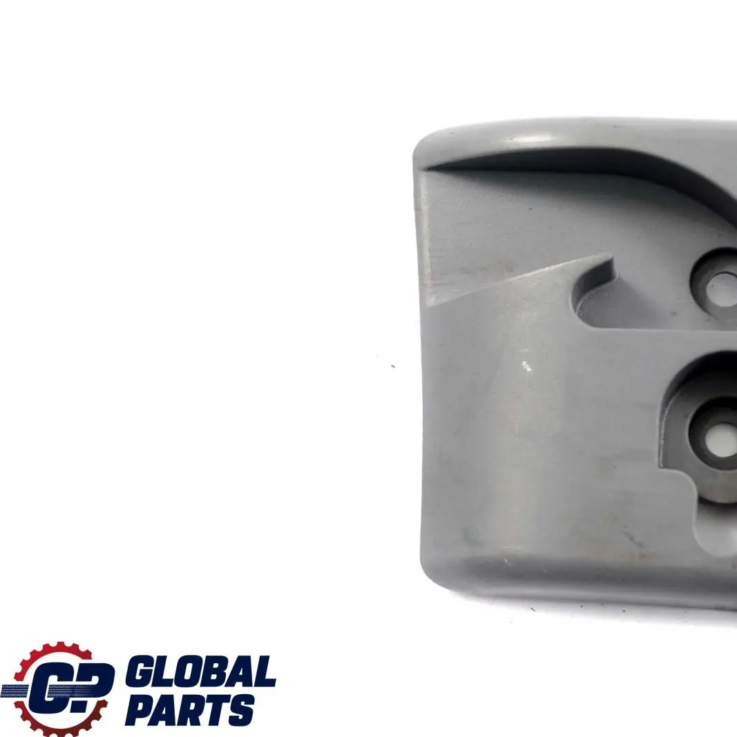 Mercedes-Benz W639 Posteriore Destra Supporto Fondo Scomparto per con numero di parte A6398150214 Mercedes-Benz W639 Posteriore Destra Supporto Fondo Scomparto - SKU A6398150214 - Numero di parte A6398150214