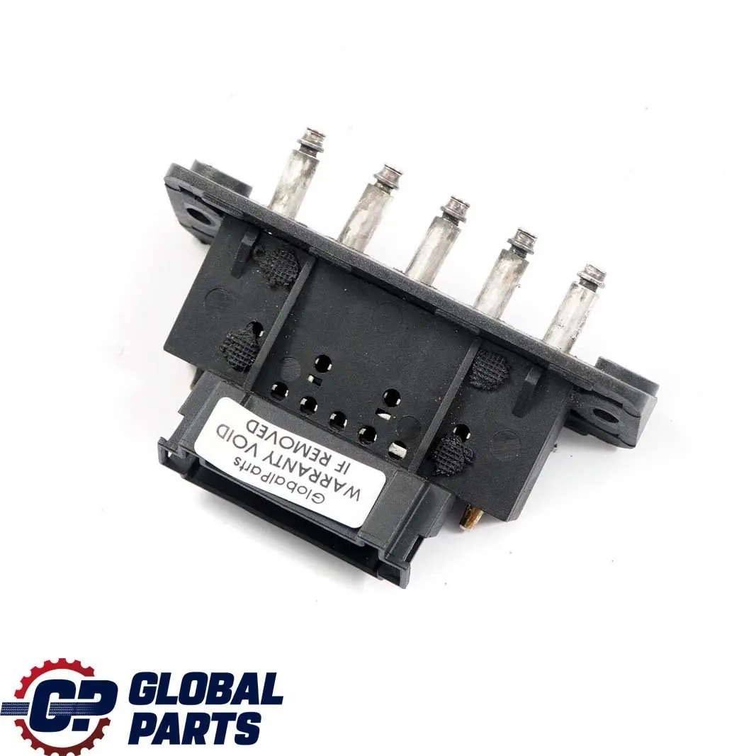 Mercedes Vito Viano W639 Commutateur Porte Plaque Contact Couverture - SKU A6398200254 - Numéro de pièce A6398200254