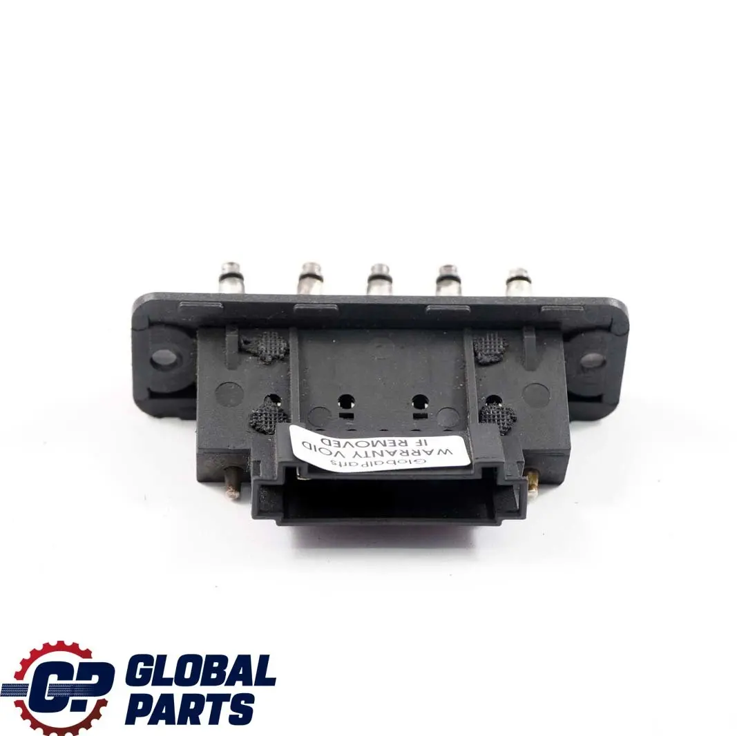 Commutateur Porte Plaque Contact Couverture pour Mercedes Vito Viano W639 à propos du numéro de pièce A6398200254 Mercedes Vito Viano W639 Commutateur Porte Plaque Contact Couverture - SKU A6398200254 - Numéro de pièce A6398200254