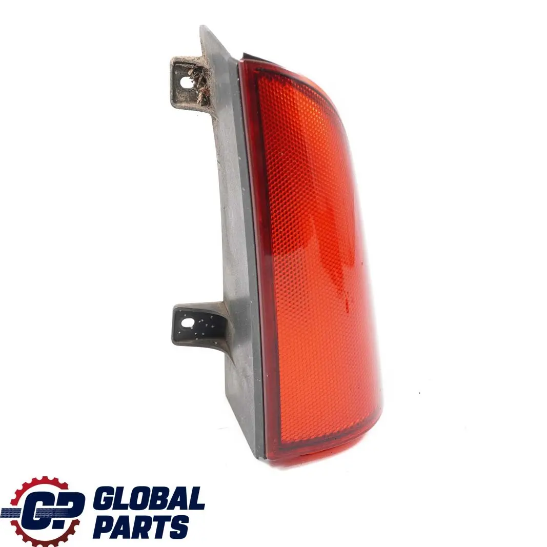 Hinten Rechts Rücklicht Lampe Seite Panel für Mercedes Vito W639 mit Teilenummer A6398200664 Mercedes Vito W639 Hinten Rechts Rücklicht Lampe Seite Panel - SKU A6398200664 - Teilenummer A6398200664