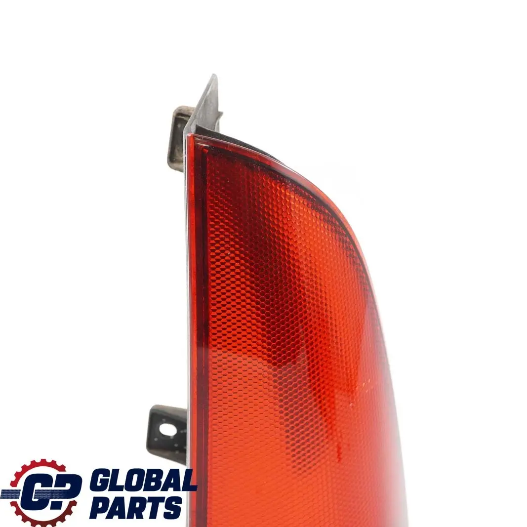 Hinten Rechts Rücklicht Lampe Seite Panel für Mercedes Vito W639 mit Teilenummer A6398200664 Mercedes Vito W639 Hinten Rechts Rücklicht Lampe Seite Panel - SKU A6398200664 - Teilenummer A6398200664