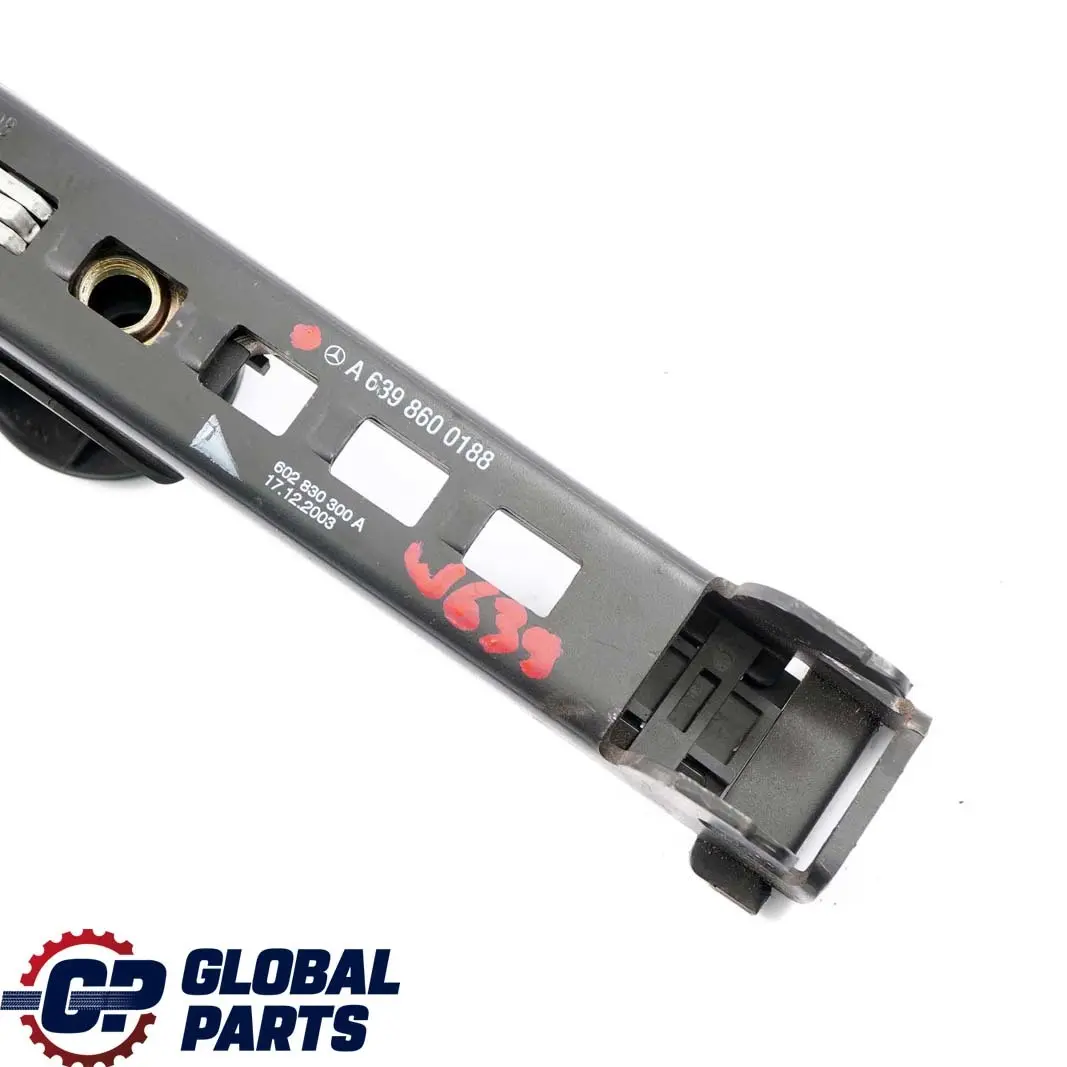 Mercedes W639 Asiento Delantero Izquierdo Derecho Ajustador Cinturon - SKU A6398600188 - Número de pieza A6398600188