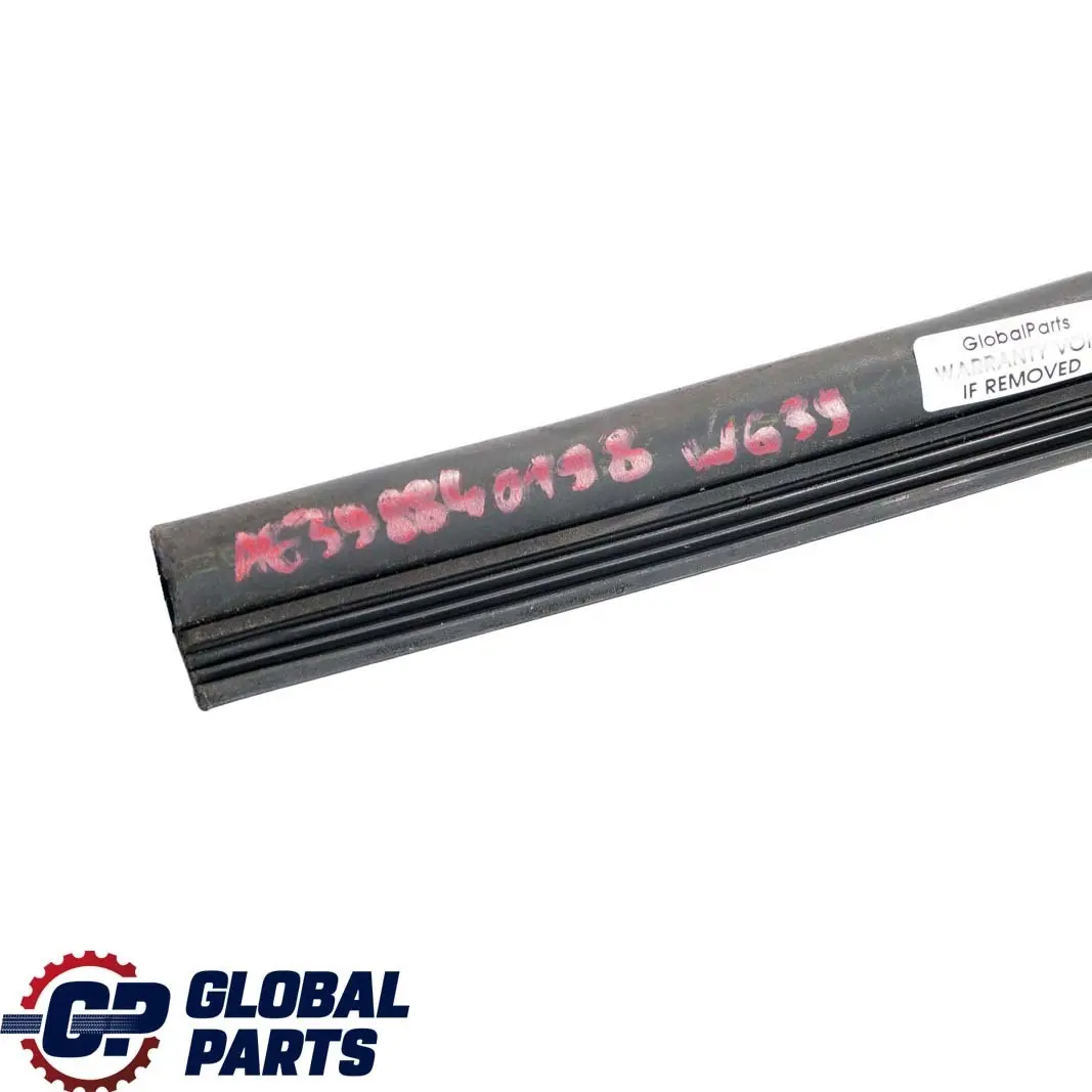 Mercedes W639 Cofano Bonnet Guarnizione In Gomma - SKU A6398840198 - Numero di parte A6398840198