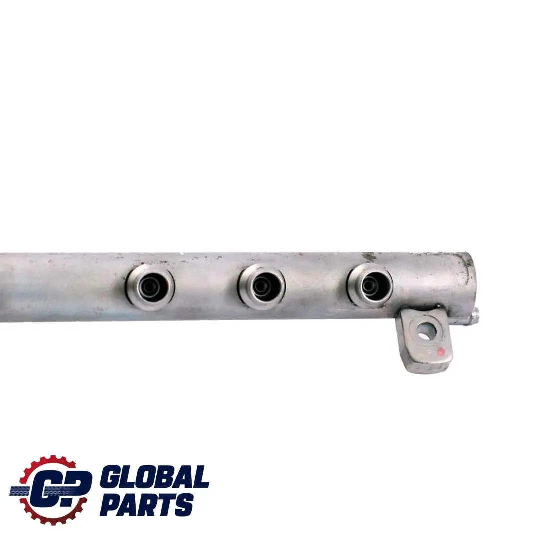 Mercedes-Benz W169 W245 Diesel OM640 Fuel Injector Rail Line to with Part number A6400702395 Mercedes-Benz W169 W245 Diesel OM640 Fuel Injector Rail Line - SKU A6400702395 - Part number A6400702395