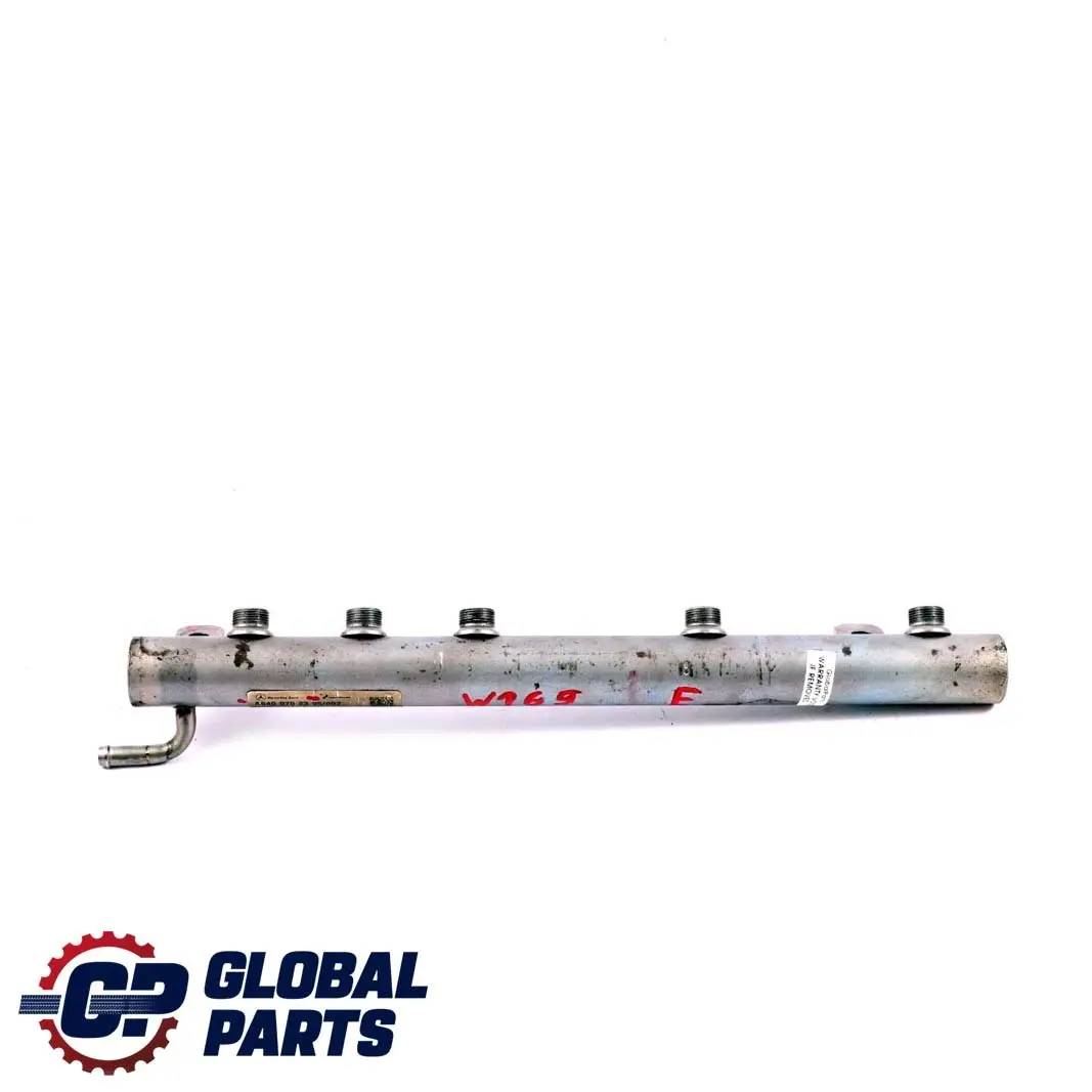 Mercedes-Benz W169 W245 Diesel OM640 Rampe D'Injection Verteilrohr pour à propos du numéro de pièce A6400702395 Mercedes-Benz W169 W245 Diesel OM640 Rampe D'Injection Verteilrohr - SKU A6400702395 - Numéro de pièce A6400702395