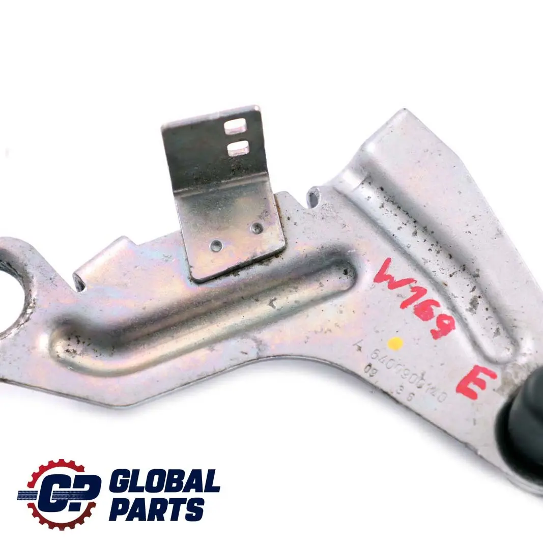  Mercedes-Benz A-Class W169 OM640 Rack Mount - SKU A6400900140 - Part number A6400900140