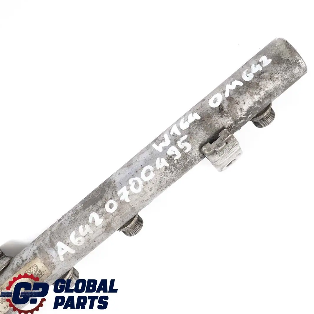 OM642 Ligne rail pression d'injecteur carburant gauche pour Mercedes W164 W204 W211 à propos du numéro de pièce A6420700495 Mercedes W164 W204 W211 OM642 Ligne rail pression d'injecteur carburant gauche - SKU A6420700495 - Numéro de pièce A6420700495