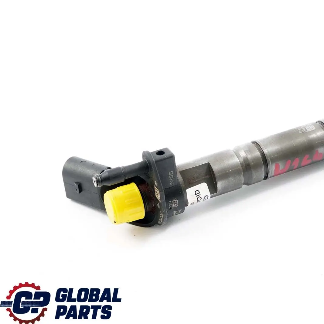 MERCEDES-BENZ M-CLASSE ML W164 OM642 Injection Injecteur pour à propos du numéro de pièce A6420701387 MERCEDES-BENZ M-CLASSE ML W164 OM642 Injection Injecteur - SKU A6420701387 - Numéro de pièce A6420701387