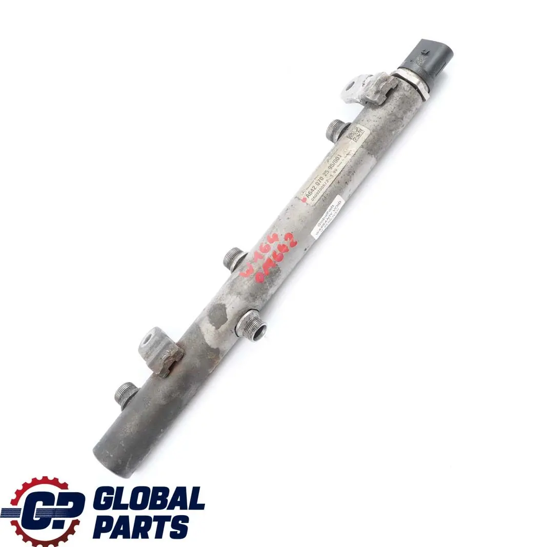OM642 Right Fuel Injector Pressure Rail Line to Mercedes W164 W204 W211 with Part number A6420702595 Mercedes W164 W204 W211 OM642 Right Fuel Injector Pressure Rail Line - SKU A6420702595 - Part number A6420702595