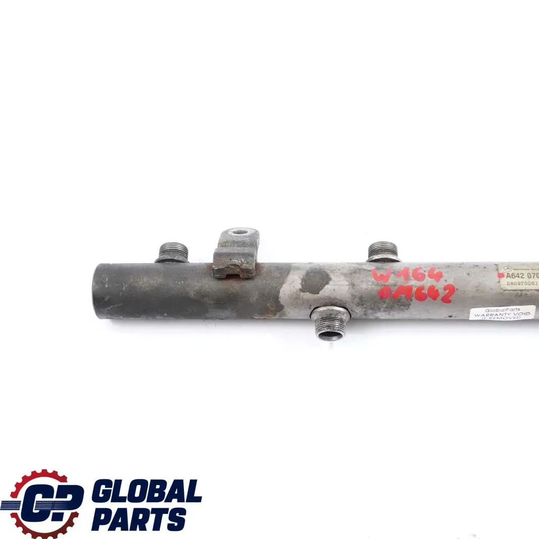 Mercedes W164 W204 W211 OM642 Linea Guida Pressione Iniettore Carburante Destro - SKU A6420702595 - Numero di parte A6420702595