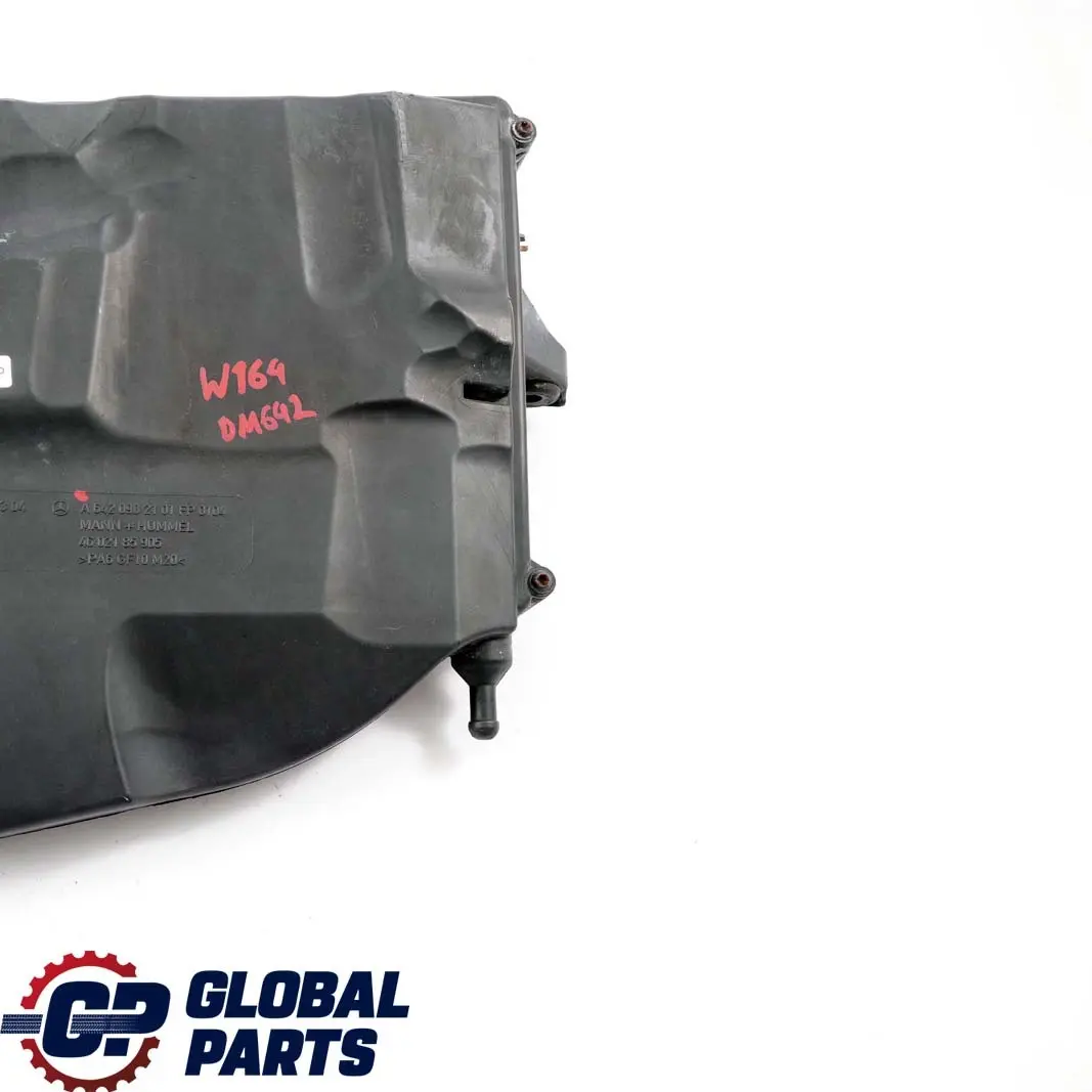Boitier Luftansaugkasten a Gauche pour Mercedes ML W164 à propos du numéro de pièce A6420902101 Mercedes ML W164 Boitier Luftansaugkasten a Gauche - SKU A6420902101 - Numéro de pièce A6420902101
