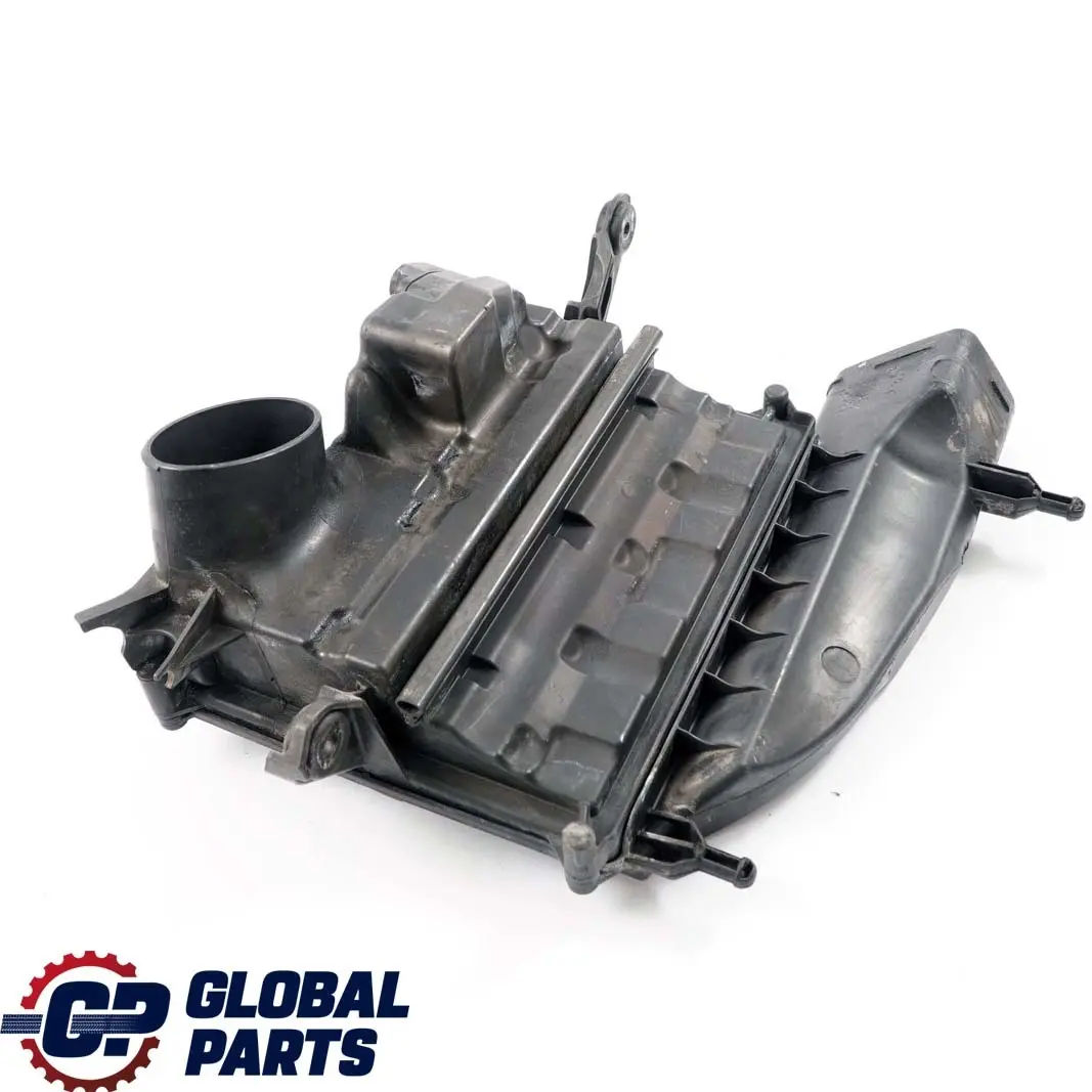 Mercedes ML W164 OM642 Air Intake Filter Box Housing Left - SKU A6420902101 - Part number A6420902101