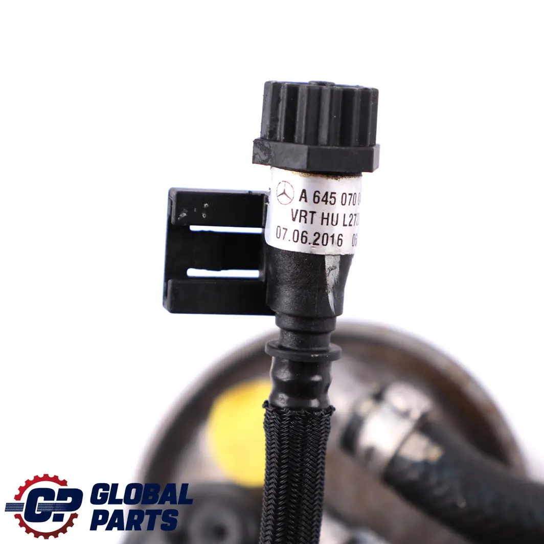 Diésel Carcasa Filtro Combustible para Mercedes A-Class W176 con número de pieza A6420906452 Mercedes A-Class W176 Diésel Carcasa Filtro Combustible - SKU A6420906452 - Número de pieza A6420906452