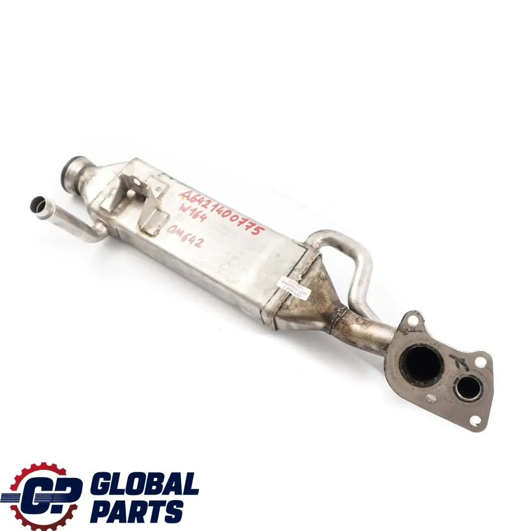 OM642 Diesel Abgasleitung AGR Kühler für Mercedes E M W164 W211 mit Teilenummer A6421400775 Mercedes E M W164 W211 OM642 Diesel Abgasleitung AGR Kühler - SKU A6421400775 - Teilenummer A6421400775