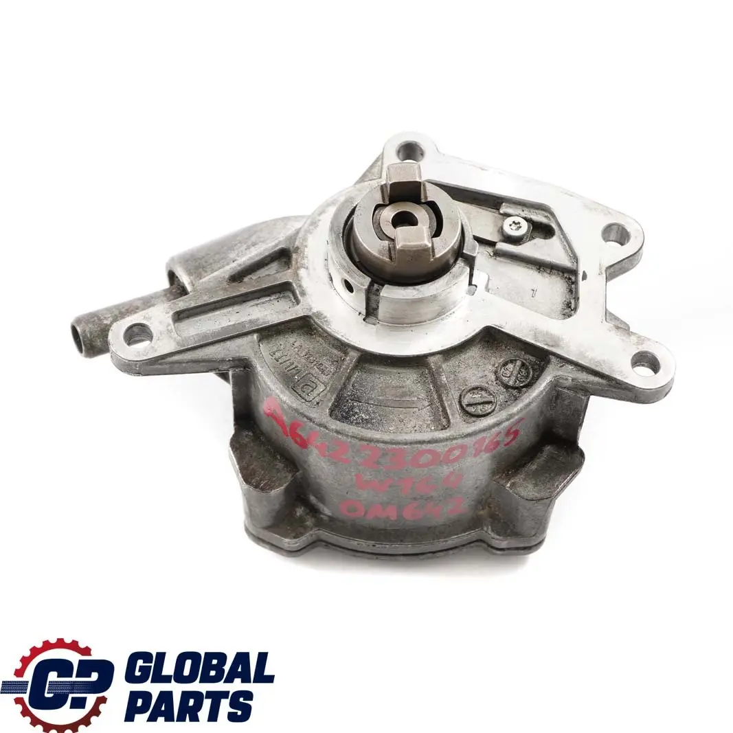 Mercedes-Benz W164 W203 W211 OM642 Pompa del vuoto diesel per con numero di parte A6422300165 Mercedes-Benz W164 W203 W211 OM642 Pompa del vuoto diesel - SKU A6422300165 - Numero di parte A6422300165