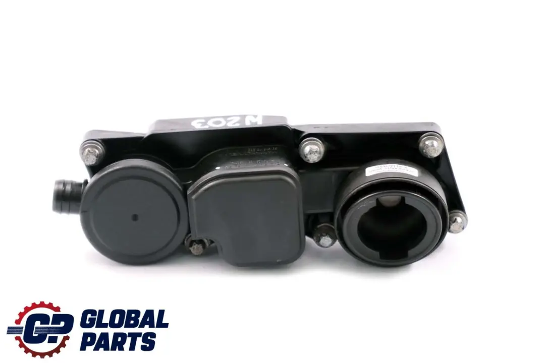 E220 E320 Valvola sfiato separatore olio OM646 per Mercedes W203 W211 con numero di parte A6460101462 Mercedes W203 W211 E220 E320 Valvola sfiato separatore olio OM646 - SKU A6460101462 - Numero di parte A6460101462