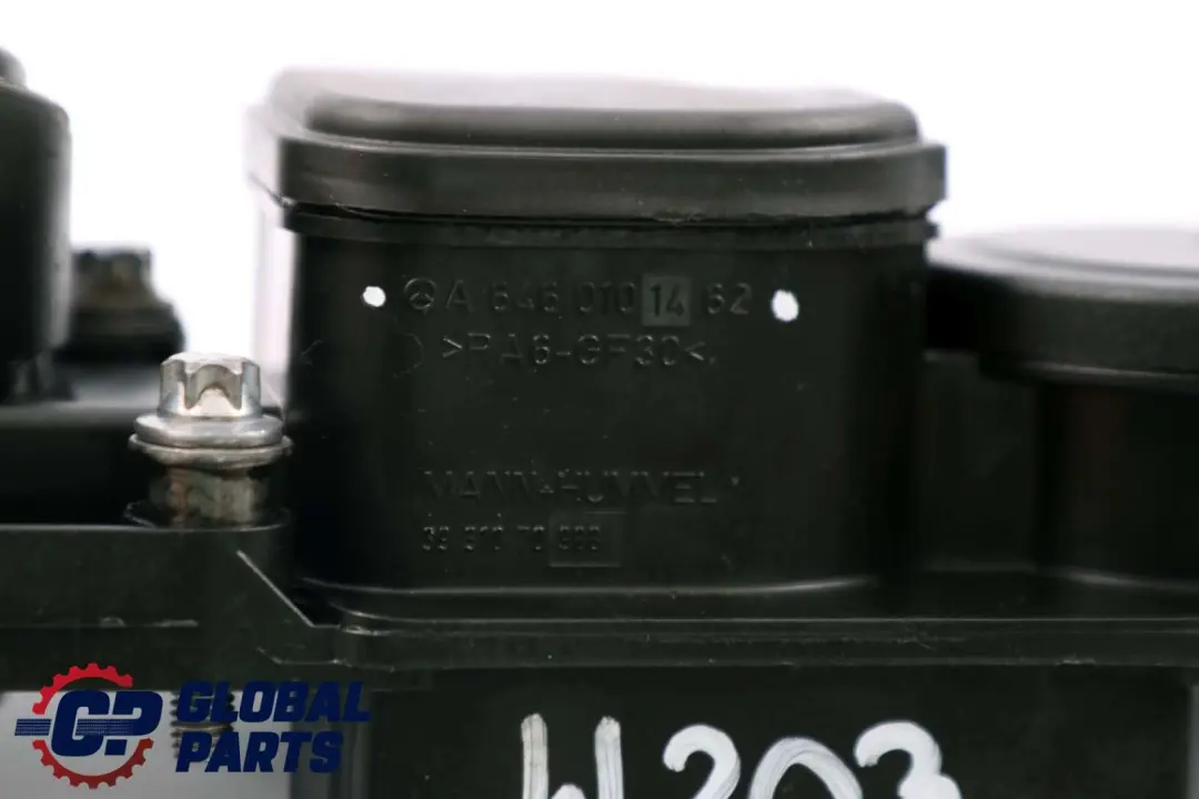 Mercedes W203 W211 E220 E320 Soupape purge séparateur huile OM646 - SKU A6460101462 - Numéro de pièce A6460101462