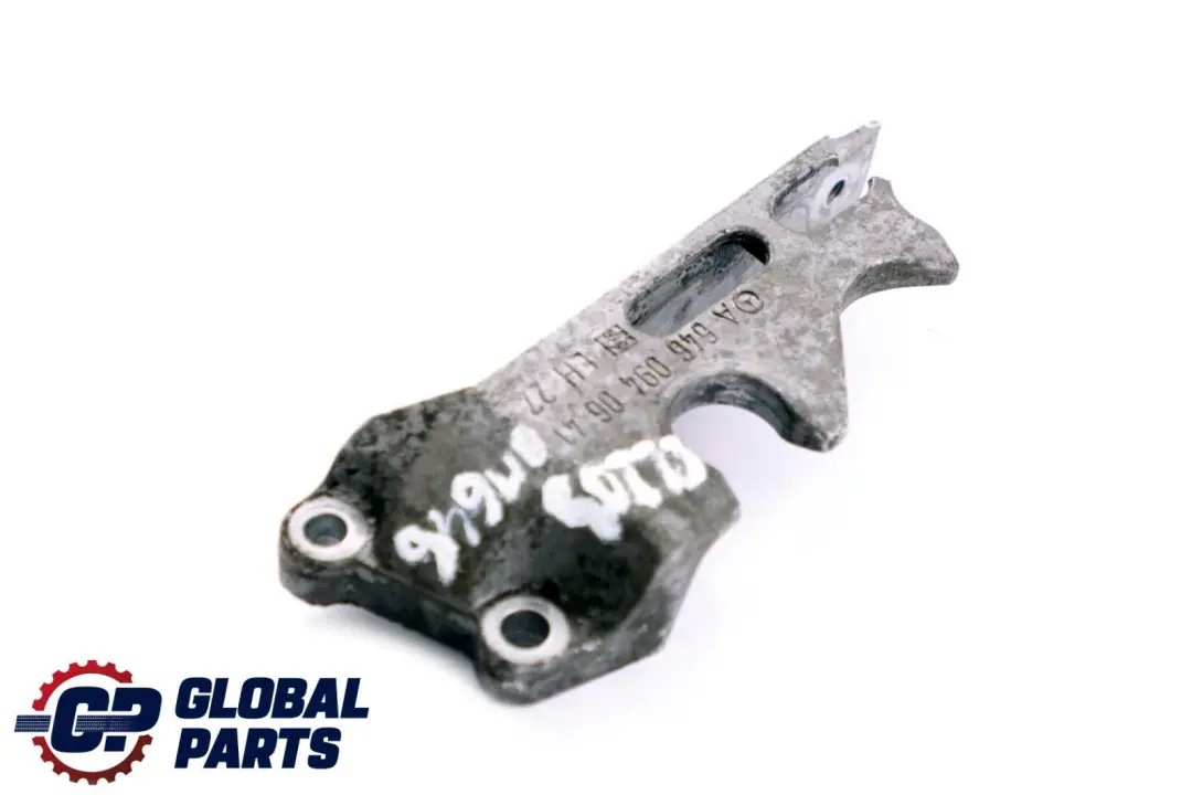 Mercedes Benz W203 W204 OM646 Soporte De montaje del motor diesel - SKU A6460940641 - Número de pieza A6460940641