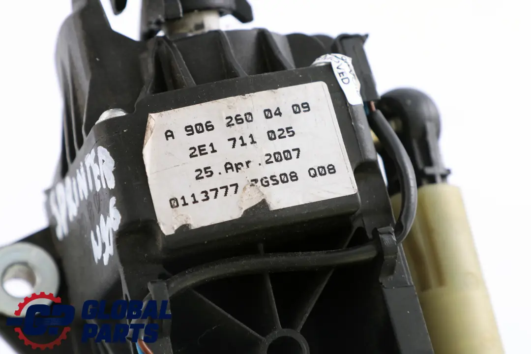 Mercedes-Benz Sprinter W906 Gearbox Gearshift Gear Shifter Selector to with Part number A9062600409 Mercedes-Benz Sprinter W906 Gearbox Gearshift Gear Shifter Selector - SKU A9062600409 - Part number A9062600409
