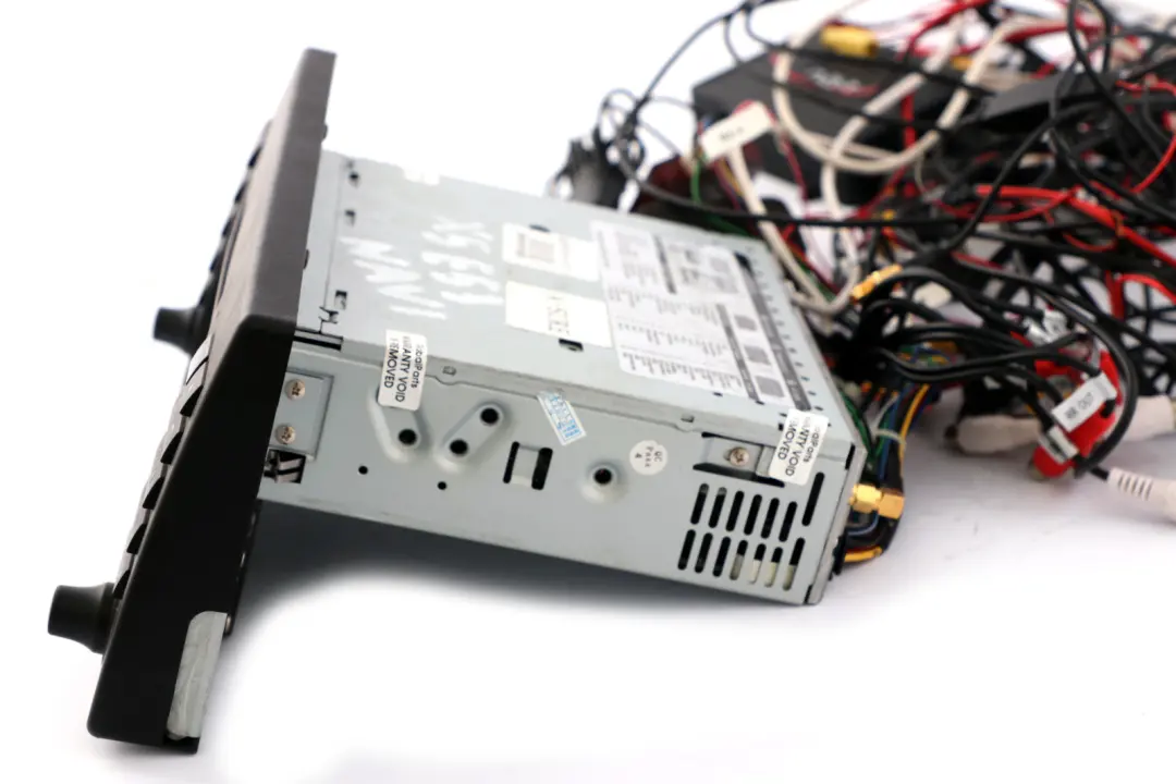 Onboard Navigation Navi Infotainment System Monitor Screen to BMW X5 Series E53 with Part number ACS-8982M BMW X5 Series E53 Onboard Navigation Navi Infotainment System Monitor Screen - SKU ACS-8982M - Part number ACS-8982M