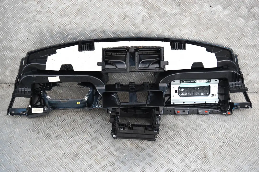 Trim Panel Dashboard Dash Alaska Grau Grey to BMW 1 SERIES E87 with Part number 9190057 BMW 1 SERIES E87 Trim Panel Dashboard Dash Alaska Grau Grey - SKU rhd-9190057 - Part number 9190057