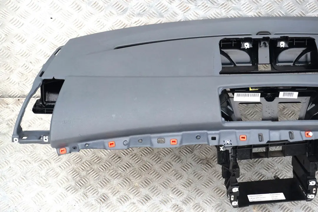 Trim Panel Dashboard Dash Alaska Grau Grey to BMW 1 SERIES E87 with Part number 9190057 BMW 1 SERIES E87 Trim Panel Dashboard Dash Alaska Grau Grey - SKU rhd-9190057 - Part number 9190057