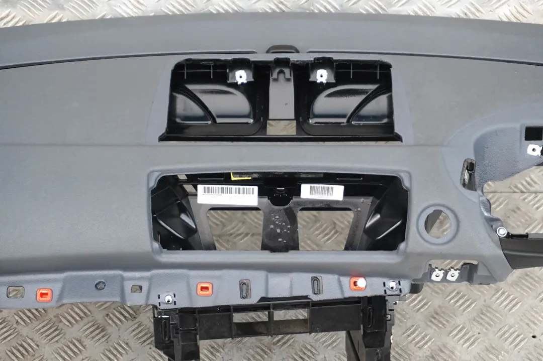 Trim Panel Dashboard Dash Alaska Grau Grey to BMW 1 SERIES E87 with Part number 9190057 BMW 1 SERIES E87 Trim Panel Dashboard Dash Alaska Grau Grey - SKU rhd-9190057 - Part number 9190057