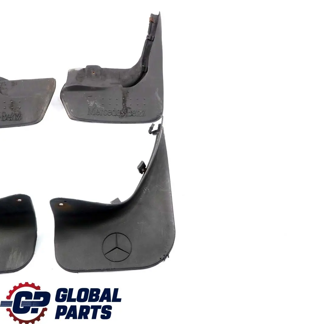  Mercedes-Benz CLK-Klasse C208 W208 Schmutzfänger Vorne Hinten Set - SKU C208 Mud Flaps - Teilenummer C208 Mud Flaps