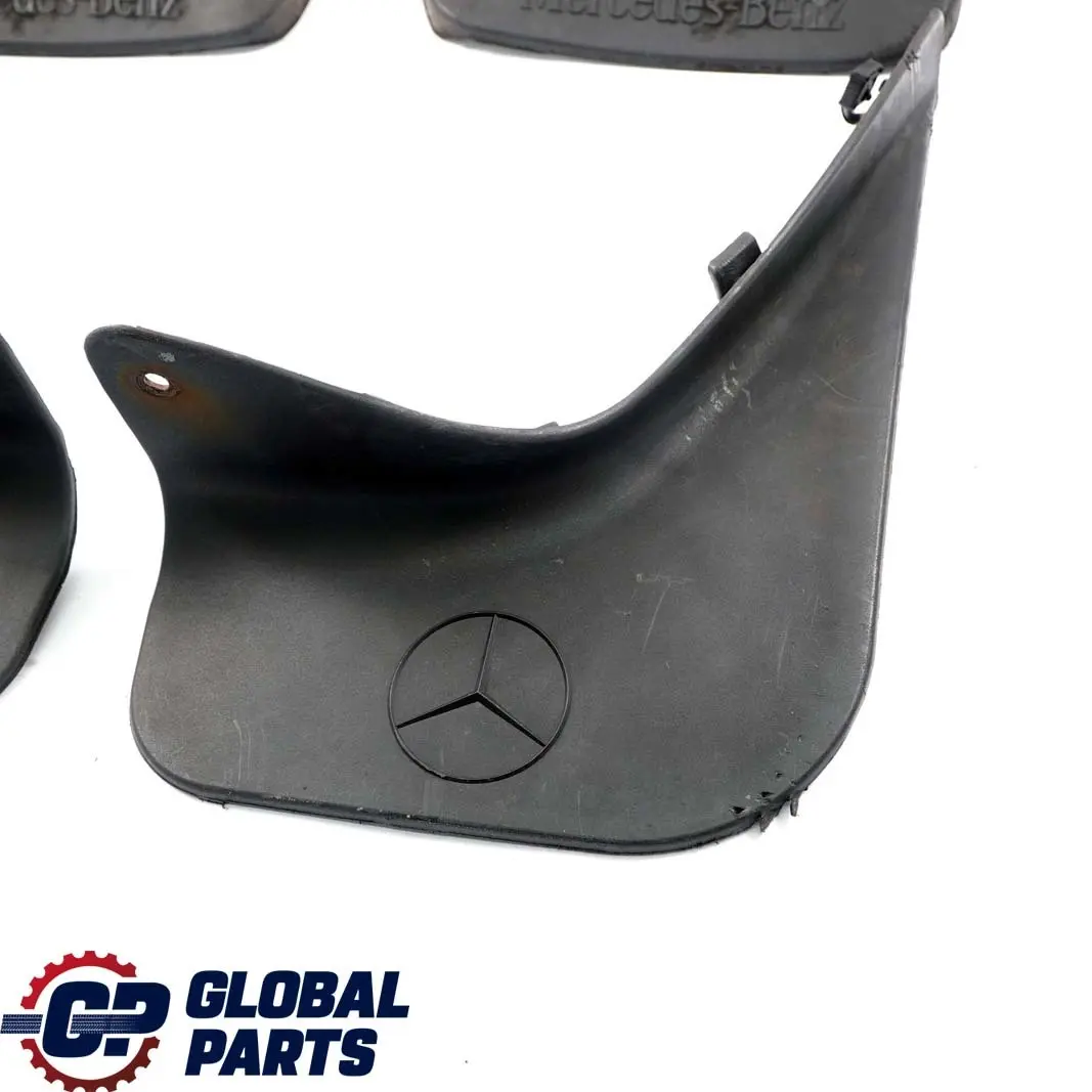  Mercedes-Benz CLK-Klasse C208 W208 Schmutzfänger Vorne Hinten Set - SKU C208 Mud Flaps - Teilenummer C208 Mud Flaps