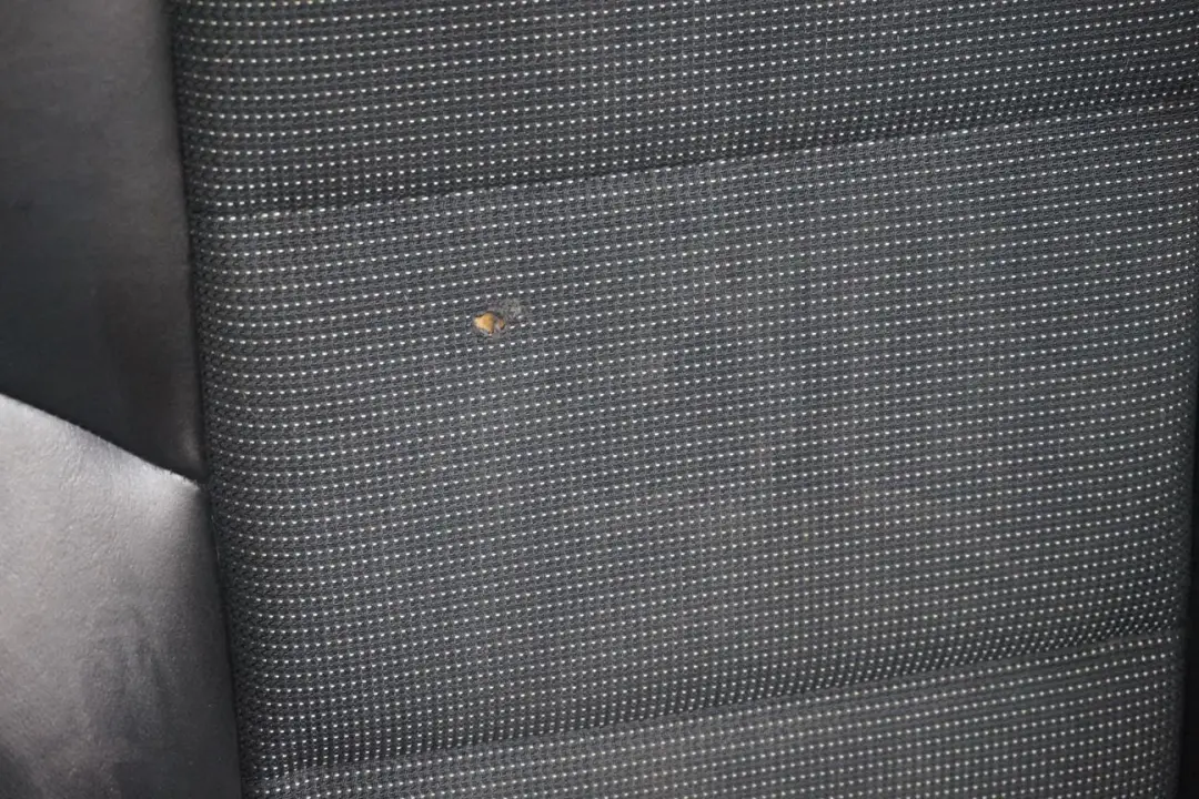 en Cuir Noir / Tissu Seance Innensitze Sans Panneau Portieres pour BMW Sport à propos du numéro de pièce E61 LCI BMW Sport en Cuir Noir / Tissu Seance Innensitze Sans Panneau Portieres - SKU E61 LCI Sport Black Leather / Cloth Seats (GGAT) - Numéro de pièce E61 LCI