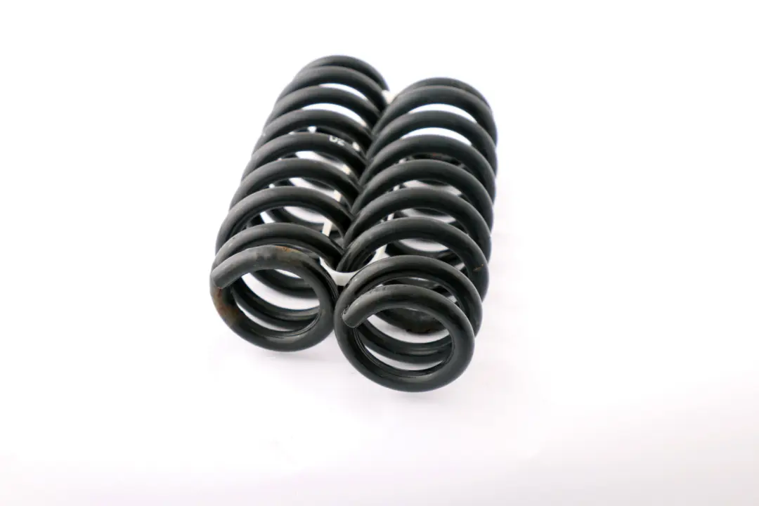 N47S D2 M Sport Juego De Muelles Traseros Izquierdo Y Derecho para BMW E87 LCI 123D con número de pieza BMW 1 Series E82 Coupe 123d N47S L2 M Sport BMW E87 LCI 123D N47S D2 M Sport Juego De Muelles Traseros Izquierdo Y Derecho - SKU E87-LCI-123d-N47S-Rear-Coil-Spring-Set - Número de pieza BMW 1 Series E82 Coupe 123d N47S L2 M Sport