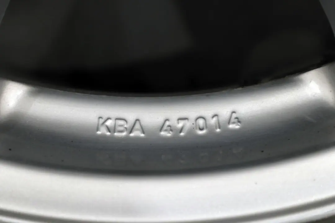 Complete Set 4x Wheel Alloy Rim 17" 8J ET:43 Alutec to BMW 3 Series E90 with Part number KBA47014 BMW 3 Series E90 Complete Set 4x Wheel Alloy Rim 17" 8J ET:43 Alutec - SKU E90 SET KBA47014 - Part number KBA47014