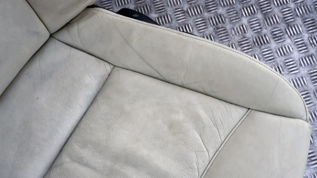 Lemon Leder Sitze Innensitze mit Sitzheizung ohne Türverkleidung für BMW 3 er mit Teilenummer E91 BMW 3 er Lemon Leder Sitze Innensitze mit Sitzheizung ohne Türverkleidung - SKU E91 Lemon Heated Leather Seats-1 - Teilenummer E91