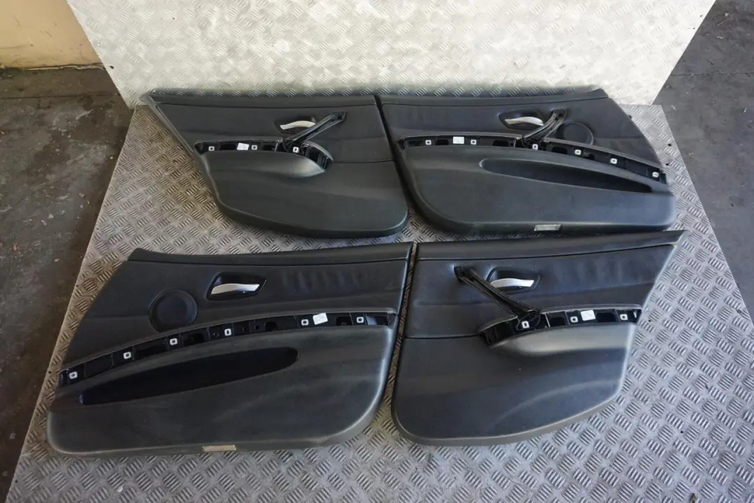 Heated Black Leather Interior Seats with Airbag and Door Cards to BMW 3 Series E91 with Part number E91 Seats Heated Black Leather BMW 3 Series E91 Heated Black Leather Interior Seats with Airbag and Door Cards - SKU E91 Seats Heated Black Leather - Part number E91 Seats Heated Black Leather