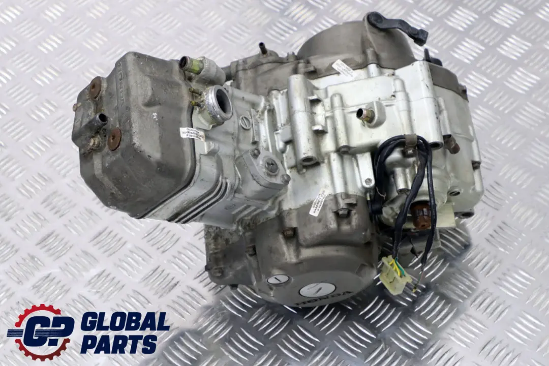 CBR 125 125R CBR125R Engine E 2004 2005 2006 with 29k miles to Honda with Part number JC34 Honda CBR 125 125R CBR125R Engine E 2004 2005 2006 with 29k miles - SKU Engine Honda CBR125R JC34E - Part number JC34