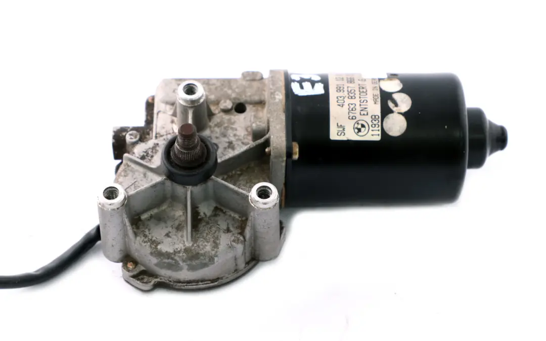 Silnik Wycieraczek Przód do BMW E36 Cabrio o numerze 8357866 BMW E36 Cabrio Silnik Wycieraczek Przód - SKU lhd-8357866 - Numer Części 8357866