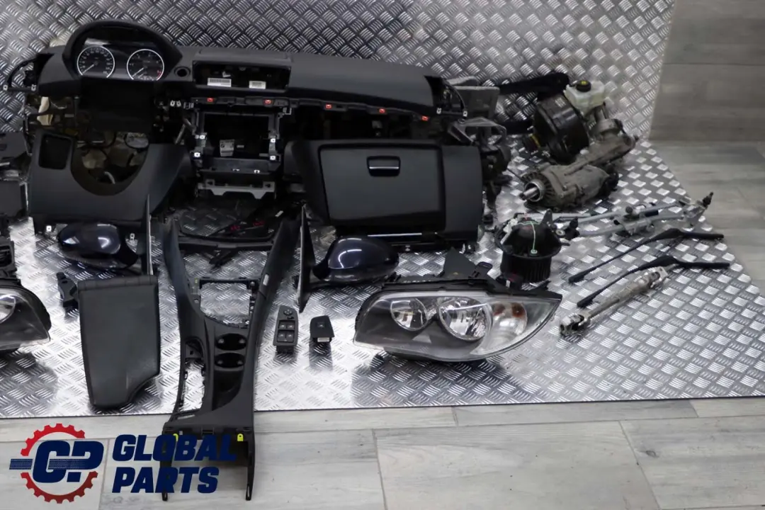 Reihe E87 LCI Umwandlung Umbausatz Rechtslenker zum Linkslenker Set für BMW 1 mit Teilenummer 6976450 BMW 1 Reihe E87 LCI Umwandlung Umbausatz Rechtslenker zum Linkslenker Set - SKU lhd-9158349 - Teilenummer 6976450