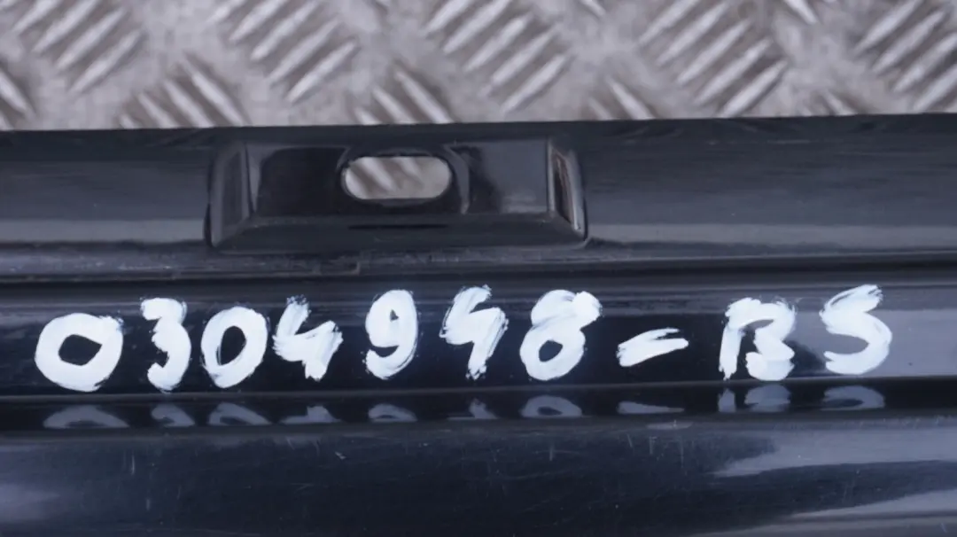 Door Sill Side Cover Skirt Right Black Sapphire - 475 para BMW E63 E64 con número de pieza P-0304948 BMW E63 E64 Door Sill Side Cover Skirt Right Black Sapphire - 475 - SKU P-0304948 - Número de pieza P-0304948