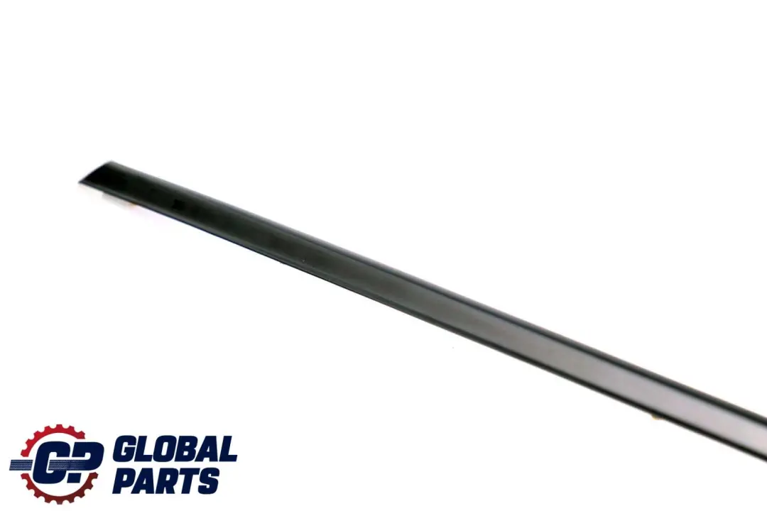 Front Right Door O/S Moulding Trim Strip Black Sapphire Metallic 475 to BMW 3 E46 with Part number 0001035 BMW 3 E46 Front Right Door O/S Moulding Trim Strip Black Sapphire Metallic 475 - SKU P0001035-BS - Part number 0001035