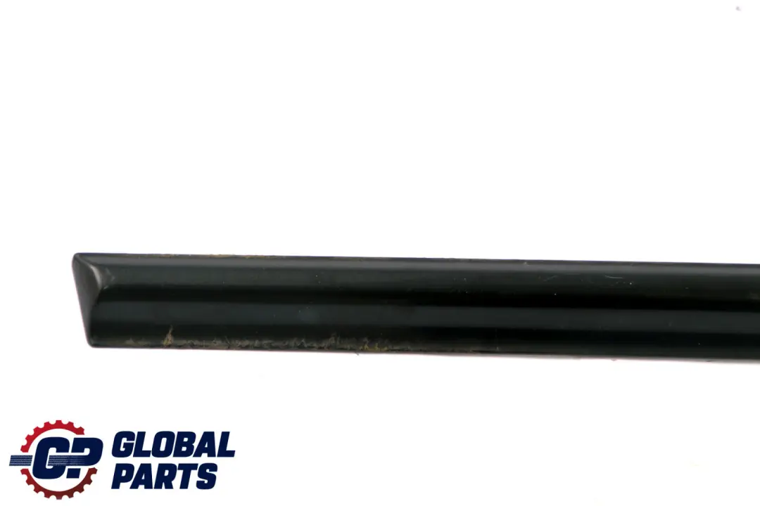 Right Side Fender Moulding Strip O/S to BMW 3 Series E46 Coupe Rear with Part number 0001037 BMW 3 Series E46 Coupe Rear Right Side Fender Moulding Strip O/S - SKU P0001037 - Part number 0001037