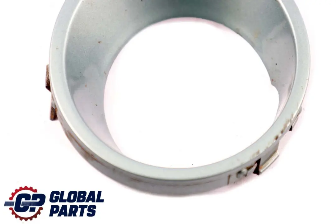 Vorne Links Blende Nebelscheinwerfer Graugruen Metallic - 442 für BMW X5 er E53 mit Teilenummer 0007137 BMW X5 er E53 Vorne Links Blende Nebelscheinwerfer Graugruen Metallic - 442 - SKU P0007137-GG - Teilenummer 0007137