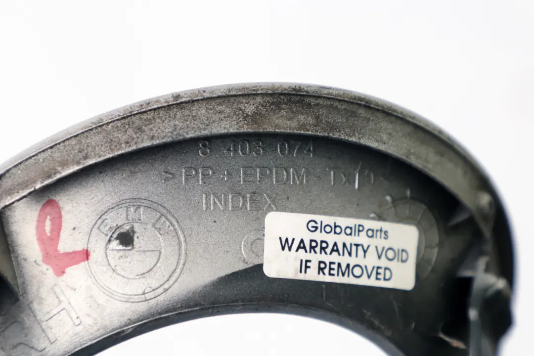 Blende Nebelscheinwerfer Rechts Titansilber Silber 8403074 für BMW X5 er E53 mit Teilenummer 0007138 BMW X5 er E53 Blende Nebelscheinwerfer Rechts Titansilber Silber 8403074 - SKU P0007138-TS - Teilenummer 0007138