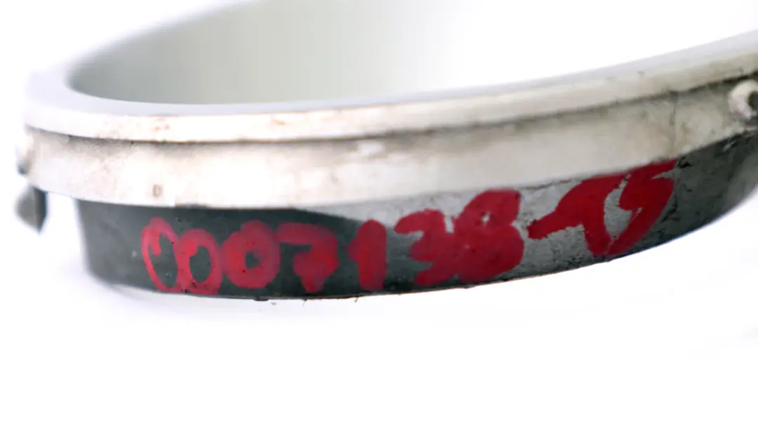 Front Right O/S Bumper Cover Fog Lamp Titansilber Titan Silver to BMW X5 Series E53 with Part number 0007138 BMW X5 Series E53 Front Right O/S Bumper Cover Fog Lamp Titansilber Titan Silver - SKU P0007138-TS - Part number 0007138