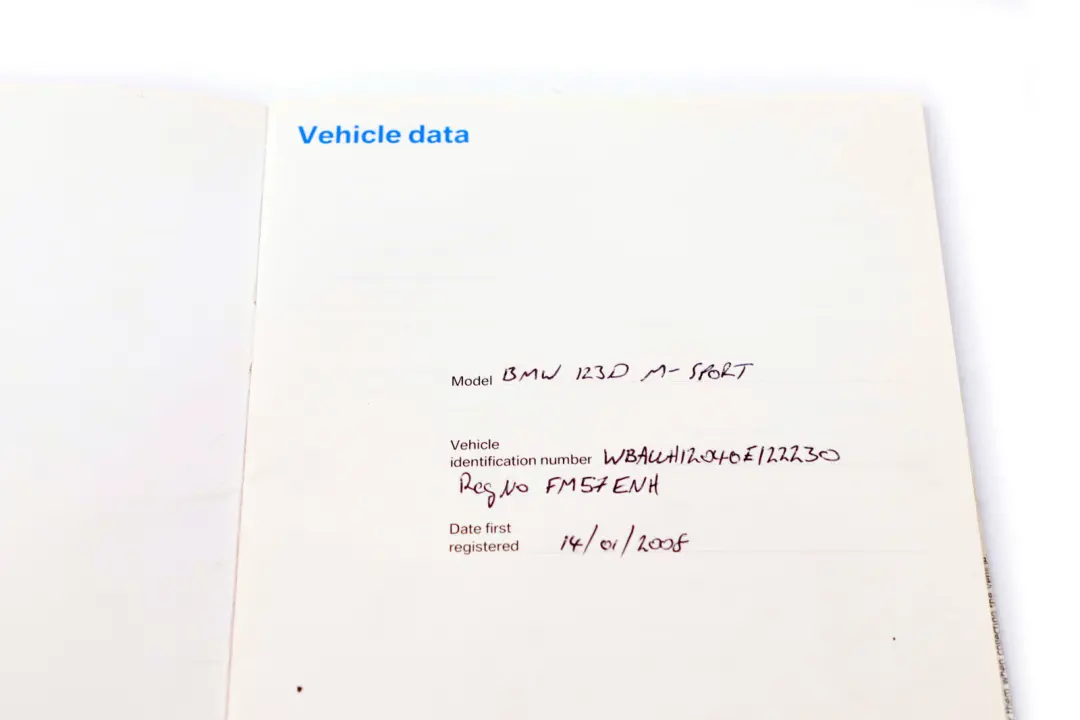 BMW 1 Series E81 E87 LCI Service Booklet Owner's Handbook Pouch Wallet Case - SKU P0014142 - Part number 0014142